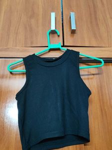 Sleek Black Ribbed Tank Top