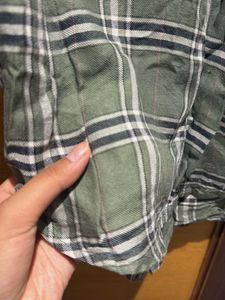 Green very soft Plaid Button-Up Shirt