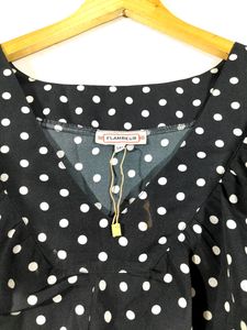 Nyack And White Top (Women's)
