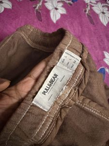 Pull &amp; Bear Brown Cargo Pants Original | Size L