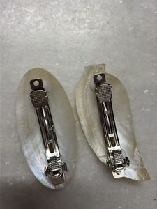 Elegant Mother of Pearl hair clips (set o