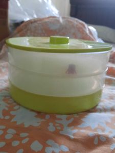 Stackable Food Container with Lid / sprouts maker