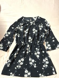 Chic Floral Print Dress