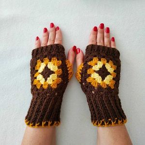 Crochet Brown Fingerless Gloves