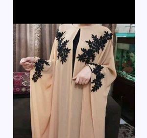 🥳🎉SET OF THREE BEAUTIFUL EMBROIDERY ABAYA