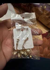 Elegant Flower Hoop Earrings Unused