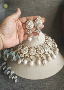 Stunning Teal Kundan Necklace &amp; Earrings Set