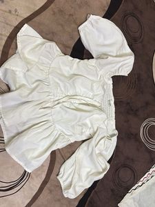 Stylish White Puff Sleeve Top