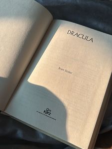 Dracula - Illustrated Classics
