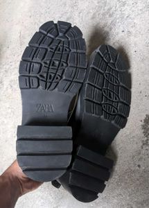 zara Stylish Buckle Detail Ankle Boots