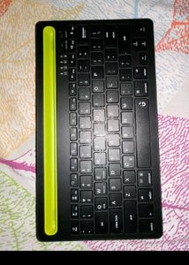 Compact Wireless Bluetooth Keyboard