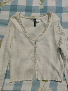 H&M Ribbed lace trimmed top.