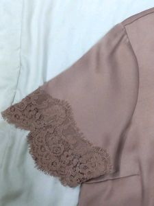 BEIGE METALLIC TOP