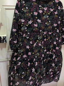Chic Black Floral Print Dress