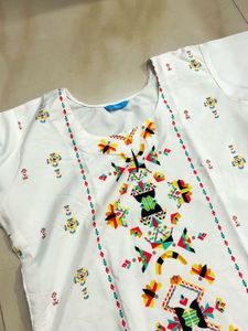 White Embroidered Kurta