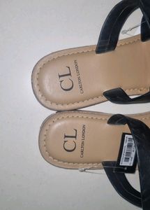 Women Carlton London Slippers