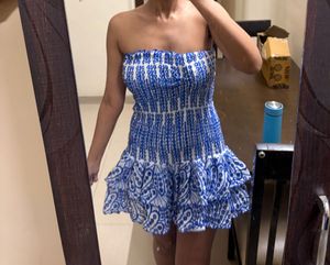 Tube blue dress