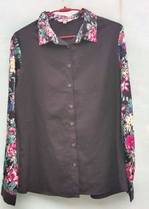 Floral Sleeve Black Shirt 🖤🪽