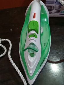 Agaro Steam Iron