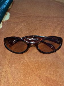 Stylish Brown Sunglasses with Case