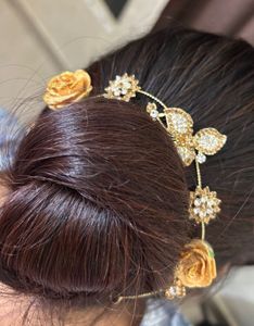 Elegant Floral Hair Accessories Set