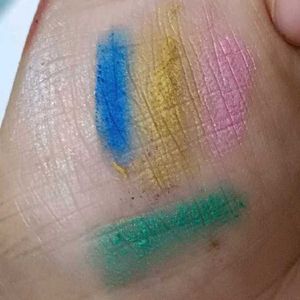 eyeshadow eyeliner pencil in golden