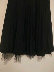 Black Pleated Midi Skirt