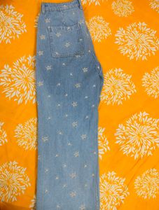 Faded Blue Denim Floral Jeans on Sale👖