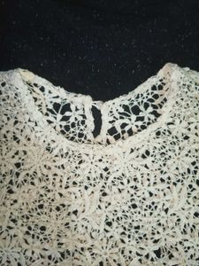 Flowered Thread Work Top