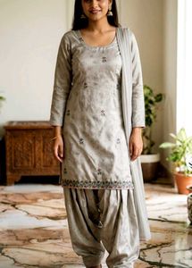 Women’s Embroidered Cotton Blend Salwar Suit Set w