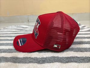 Tommy Hilfiger Unisex Red Cap