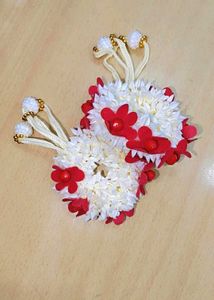 Gajras (Set of 2)