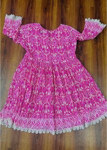 Beautiful Pink lace Dress / kurti for women 38size