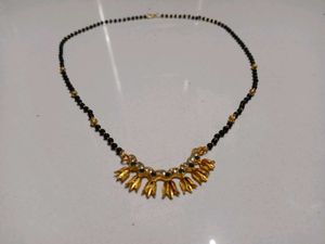 Elegant Gold Mangalsutra