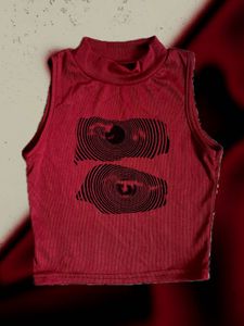 Maroon Graphic Print Cropped Tank Top