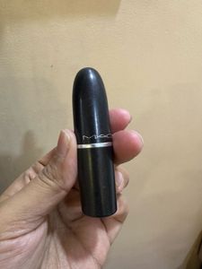 MAC Lipstick - D for Danger