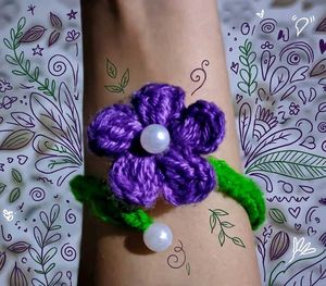 🌷Handmade Flower Bracelets (Set of 2)✨🕊