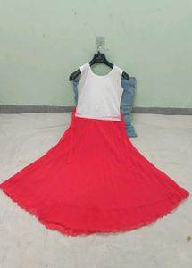 Chic Lace Top &amp; Pleated Skirt frock