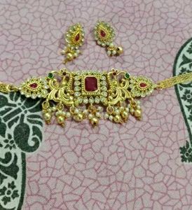 Neckless With Earrings