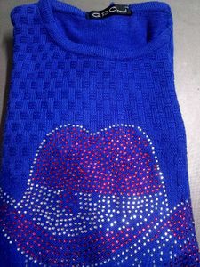 Stylish Blue T-Shirt with Rhinestone Detail