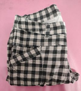 Check Pant.. 36-38 Size