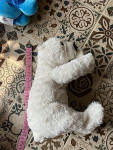 8 Stuffed Toy Animals