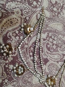 Elegant Bridal Hair Accessory Set