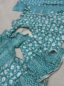 Teal Floral Print Kurta Set