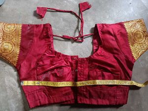 Beautiful banarasi Saree&amp;matching Readymade Blouse