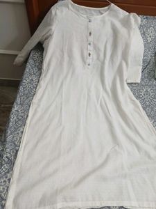 Elegant White Kurta with Decorative Buttons