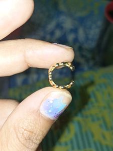 Anti tarnish heart earcuff