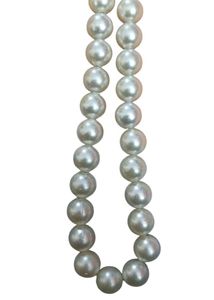 White Pearl Necklace