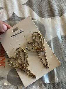 Urbanic Heart Dangle Earrings