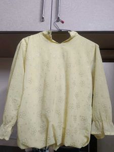 Floral Print Pleated Blouse